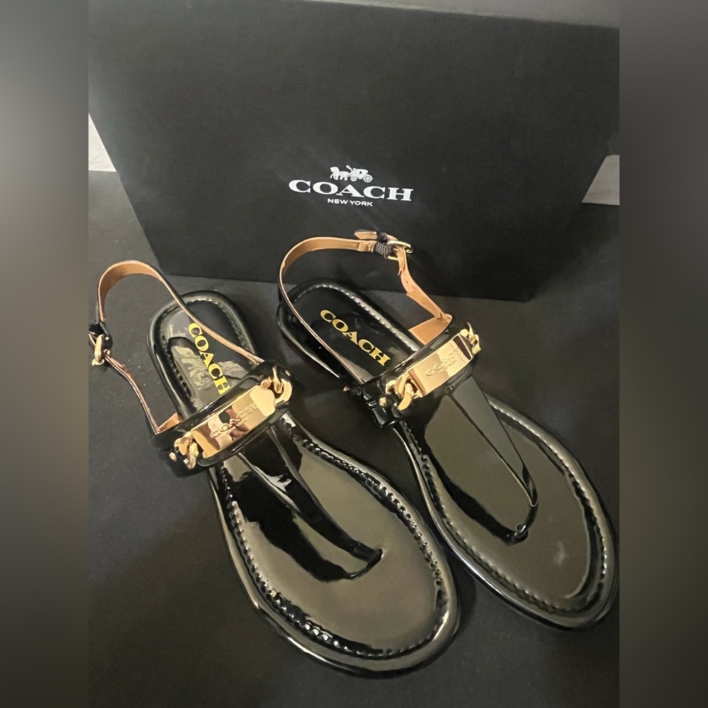 🛍️NIB Coach Black Sandals with Gold Details - Size 7.5 - Picture 2 of 7